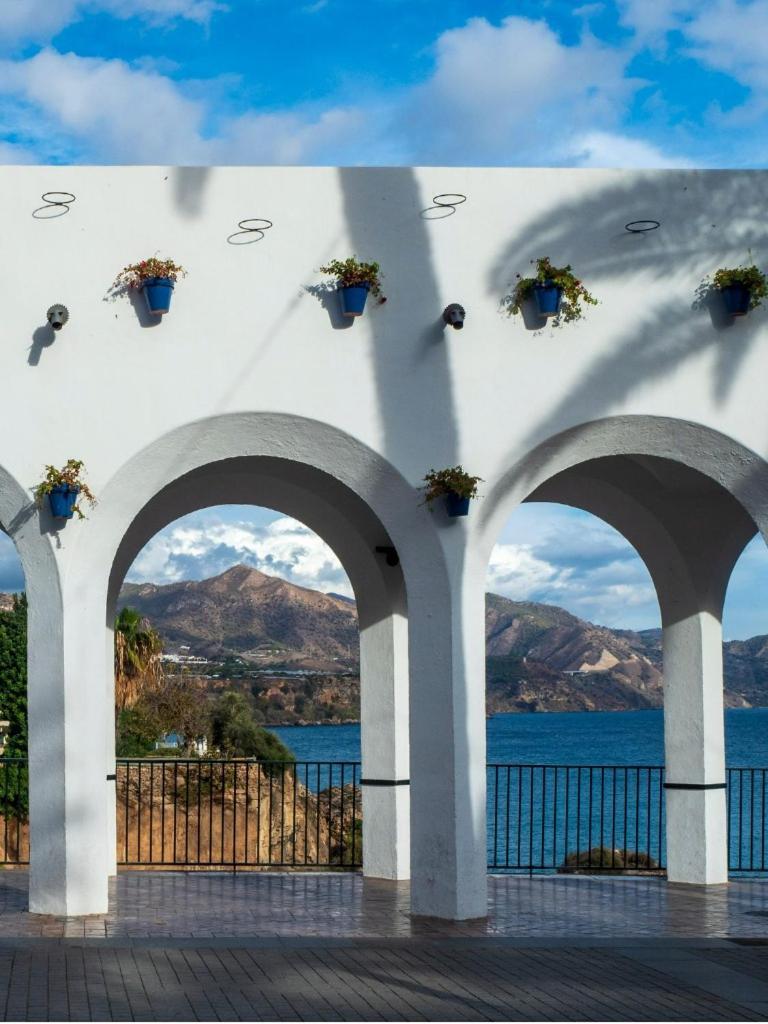 Balcon De Europa Suite Nerja Zewnętrze zdjęcie